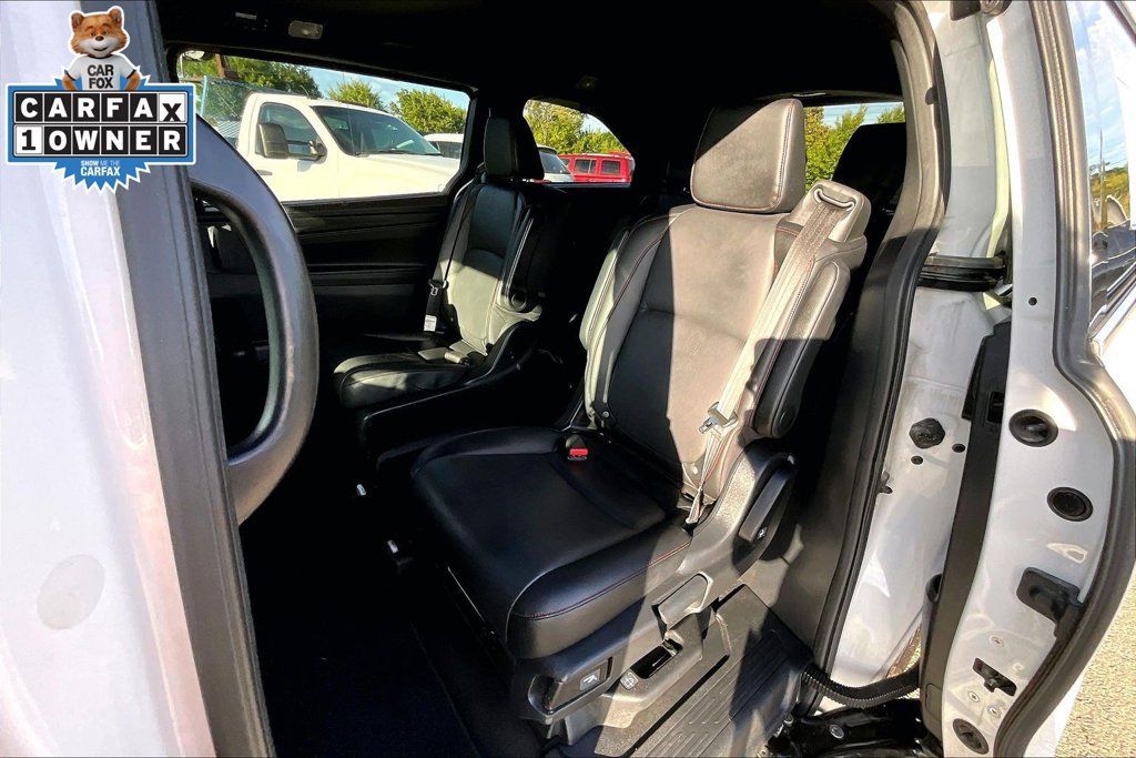 Used 2025 Honda Odyssey Sport-L image 26