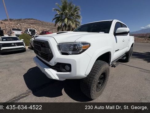 Used 2021 Toyota Tacoma TRD Sport w/ Technology Package RWD image 1