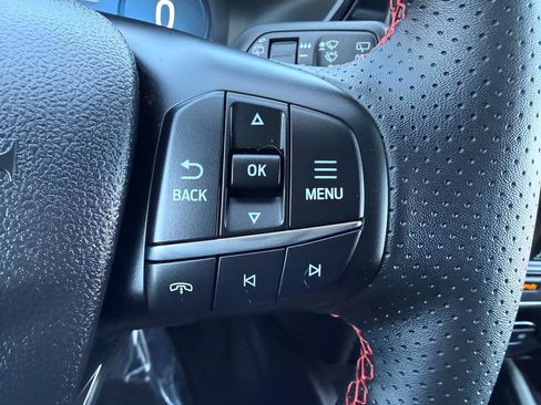 Used 2025 Ford Escape ST-Line Elite w/ Premium Technology Package AWD/4WD image 21