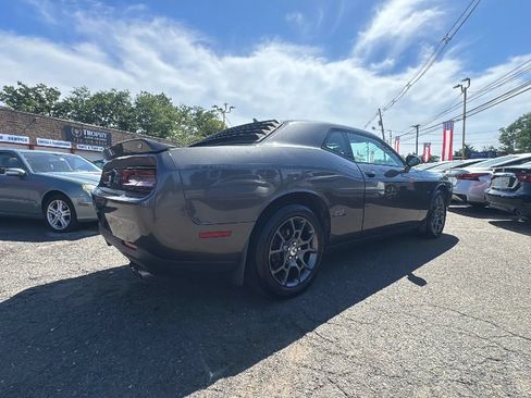 Used 2018 Dodge Challenger GT w/ Driver Convenience Group AWD/4WD image 5