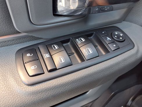 Used 2018 RAM 1500 Big Horn AWD/4WD image 23