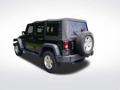 Used 2018 Jeep Wrangler Unlimited Sport S AWD/4WD image 6