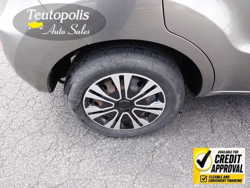 Used 2013 Kia Soul FWD image 11
