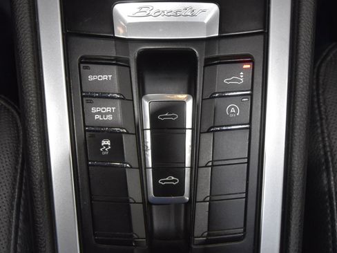 Used 2016 Porsche Boxster image 42