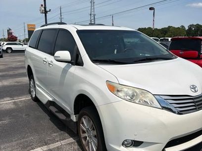 Used 2014 Toyota Sienna Limited w/ Limited Premium Package