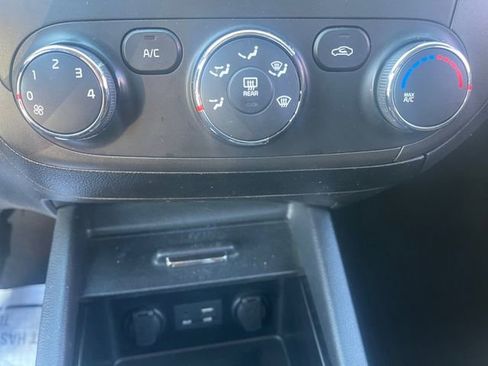 Used 2016 Kia Forte LX w/ LX Popular Plus Package image 21