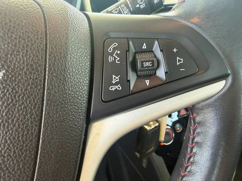Used 2018 Chevrolet Sonic LT FWD image 15