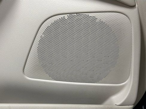 Used 2018 Nissan Murano SL w/ Moonroof Package image 20