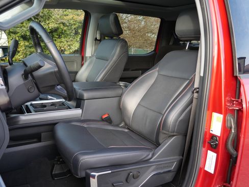 Used 2023 Ford F250 Lariat w/ Lariat Ultimate Package image 40