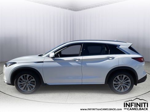 New 2025 INFINITI QX50 Luxe image 2
