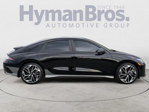 Used 2023 Hyundai Ioniq 6 SEL RWD image 2