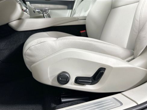New 2025 Volvo S90 B6 Plus image 15