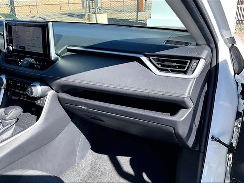 Used 2024 Toyota RAV4 XLE image 18