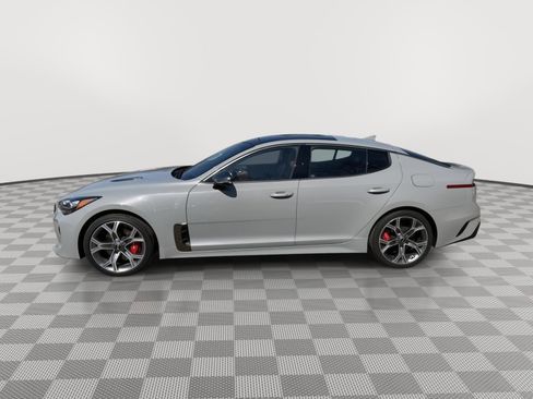 Used 2020 Kia Stinger GT1 image 4