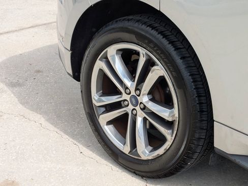 Used 2015 Ford Edge Sport w/ Equipment Group 401A FWD image 7