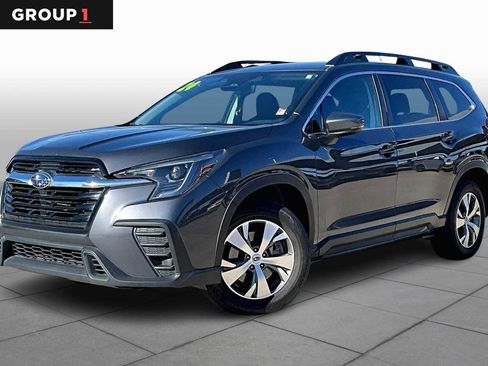 Used 2024 Subaru Ascent Premium w/ Convenience Package image 1