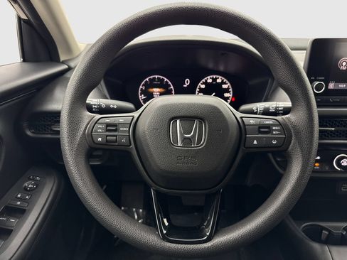 Used 2023 Honda HR-V LX image 19