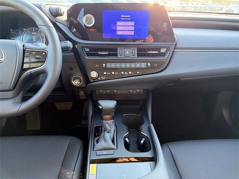 New 2025 Lexus ES 350 w/ Premium Package image 19