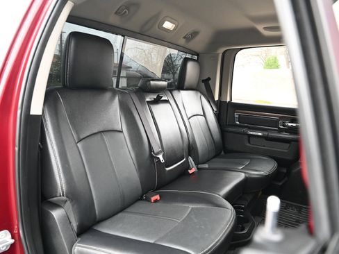 Used 2017 RAM 1500 Laramie w/ Convenience Group image 19