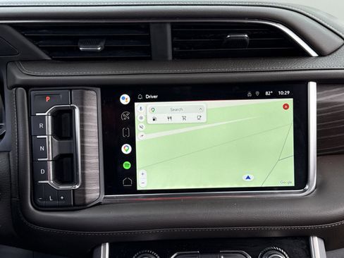 Used 2022 GMC Yukon Denali AWD/4WD image 8