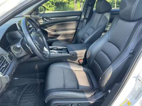 Used 2021 Honda Accord Sport image 14