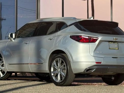 Used 2019 Chevrolet Blazer Premier w/ Sun and Wheels Package image 8