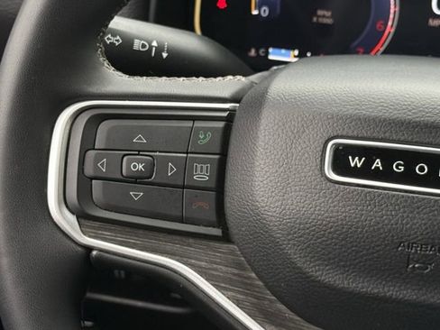 Used 2024 Jeep Wagoneer Series II AWD/4WD image 14