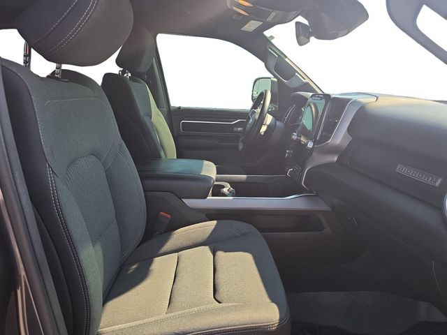 Used 2024 RAM 1500 Big Horn AWD/4WD image 17