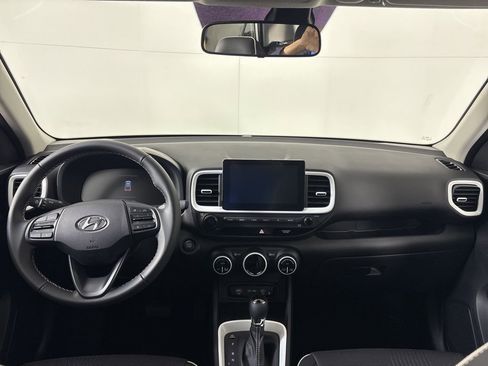 New 2026 Hyundai Venue SEL image 19