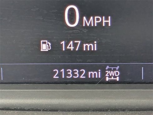 Used 2021 Chevrolet Silverado 1500 LT image 30