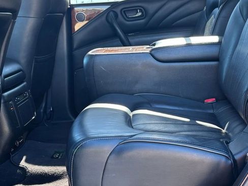 Used 2017 INFINITI QX80 2WD w/ Deluxe Technology Package image 12