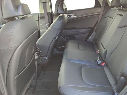 New 2026 Kia Sportage EX w/ EX Panoramic Sunroof Package image 20