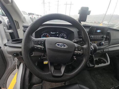 Used 2022 Ford Transit 250 148 High Roof AWD image 10