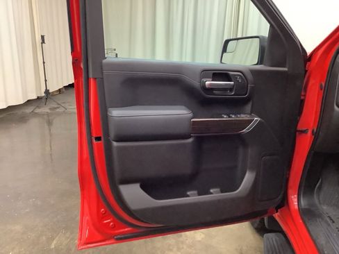 Used 2020 GMC Sierra 1500 Elevation w/ Elevation Value Package image 13