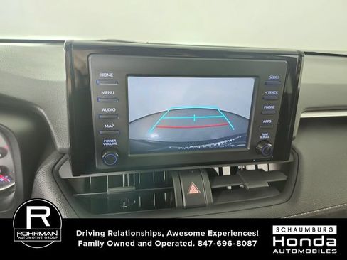 Used 2019 Toyota RAV4 XLE AWD/4WD image 8