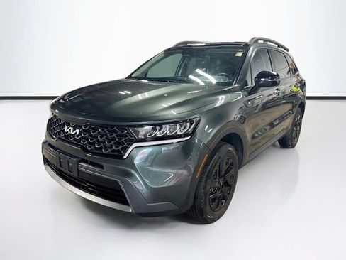 Used 2023 Kia Sorento S w/ Panoramic Sunroof Package AWD/4WD image 3