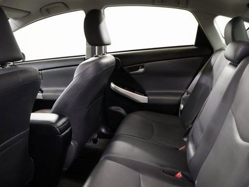 Used 2015 Toyota Prius Five image 25