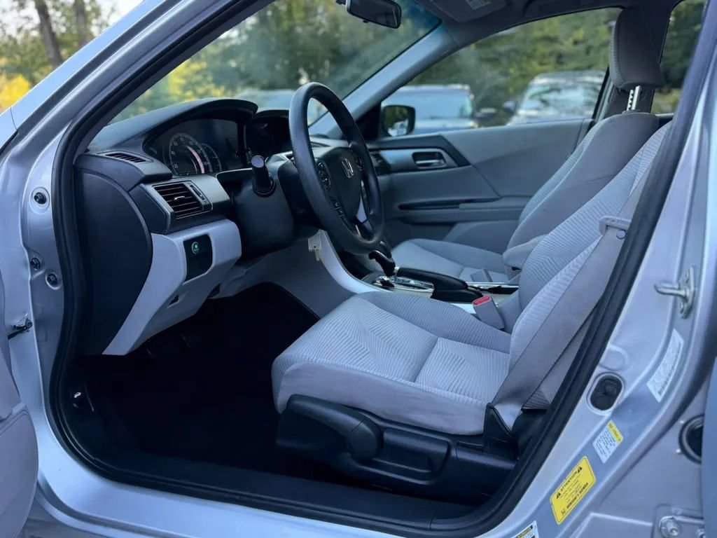 Used 2014 Honda Accord LX image 13