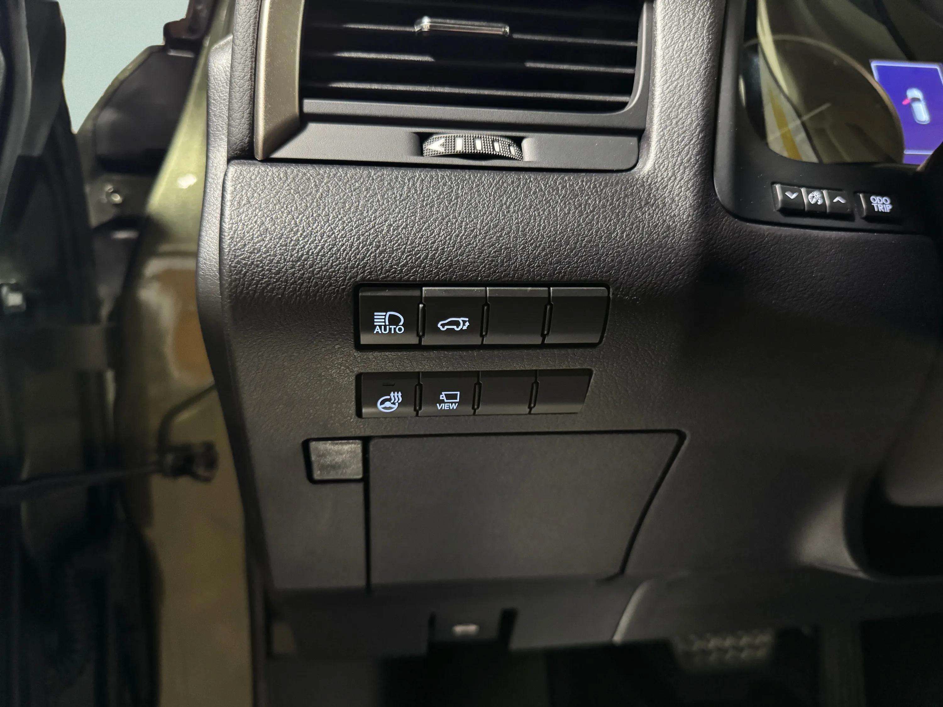 Used 2022 Lexus RX 350 AWD w/ Premium Package image 18