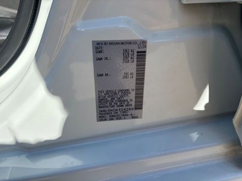 Used 2025 Nissan Altima 2.5 SV FWD image 29