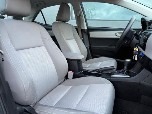 Used 2015 Toyota Corolla LE FWD image 14