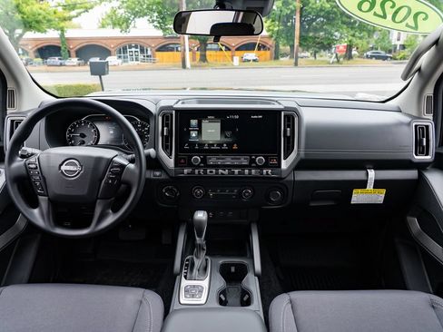 New 2026 Nissan Frontier SV w/ Tow Package AWD/4WD image 9