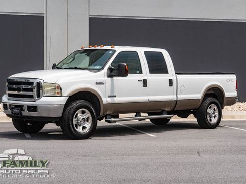 Used 2006 Ford F350 Lariat AWD/4WD image 2