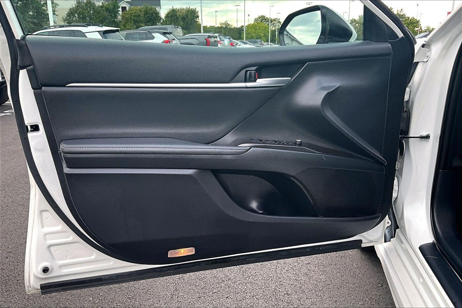 Used 2023 Toyota Camry XSE FWD image 21