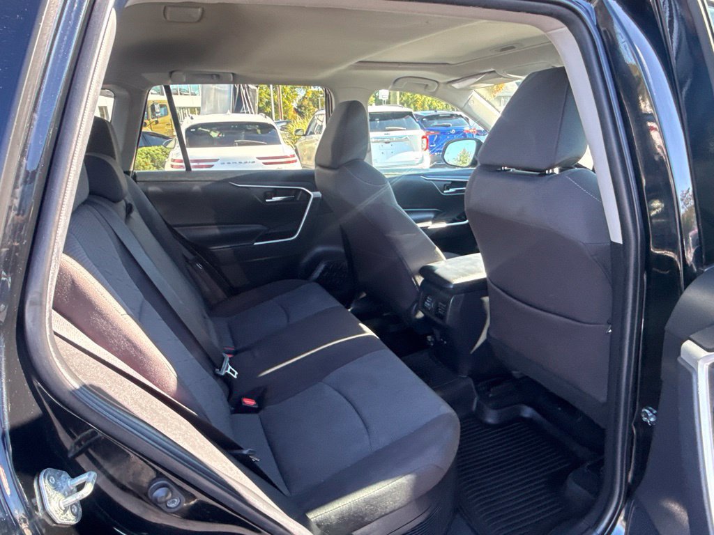 Certified 2022 Toyota RAV4 XLE w/ Convenience Package AWD/4WD image 19