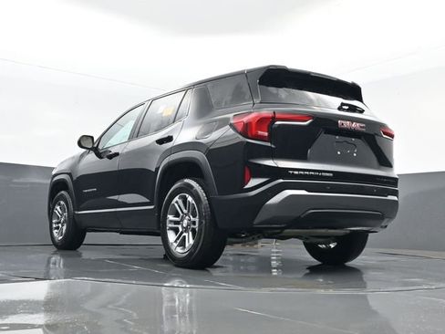 Used 2025 GMC Terrain Elevation image 24