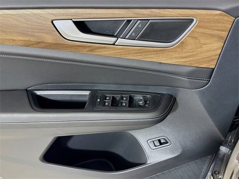 New 2026 Volkswagen Atlas SE image 15