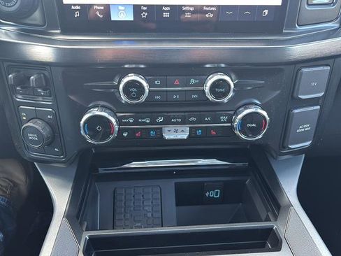 New 2026 Ford F250 Lariat w/ Black Appearance Package AWD/4WD image 23