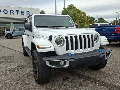 Used 2023 Jeep Wrangler Sahara w/ Cold Weather Group image 2