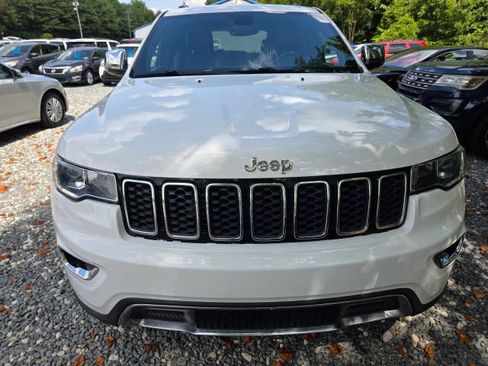 Used 2017 Jeep Grand Cherokee Limited RWD image 2